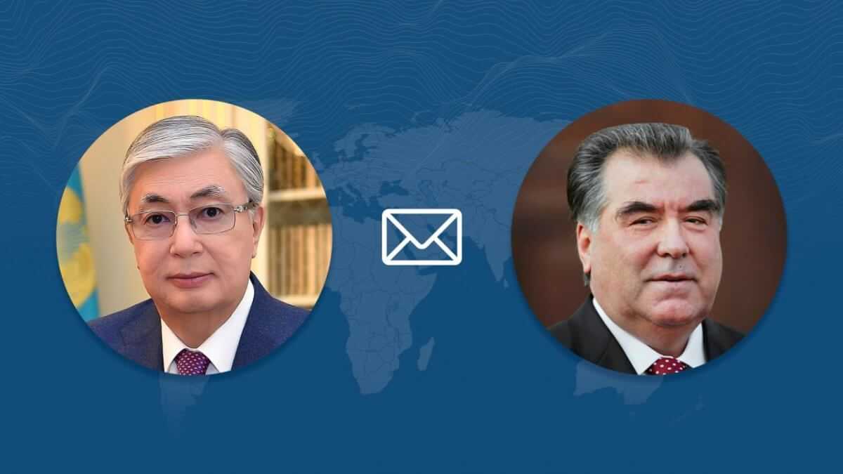 Токаев поздравил народ Таджикистана с Днем независимости