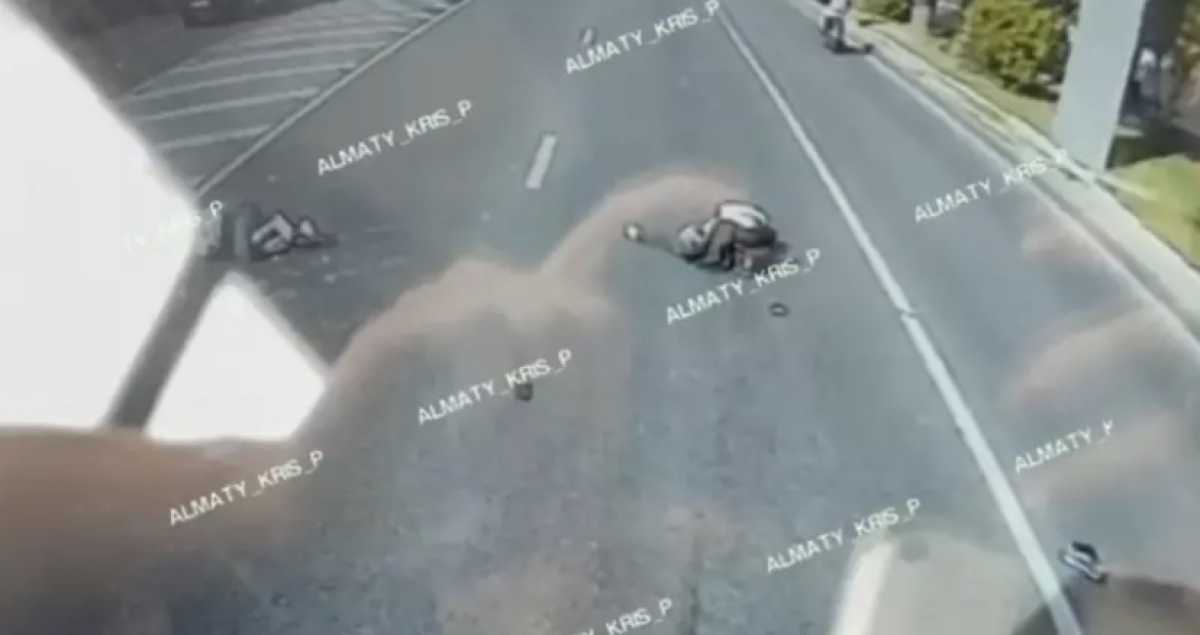 Водитель автобуса насмерть сбил пешехода в Алматы