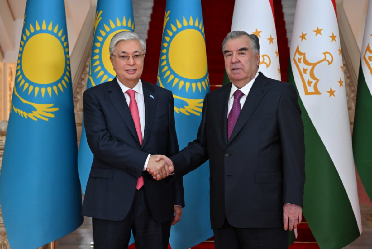 Касым-Жомарт Токаев провёл переговоры с президентом Таджикистана