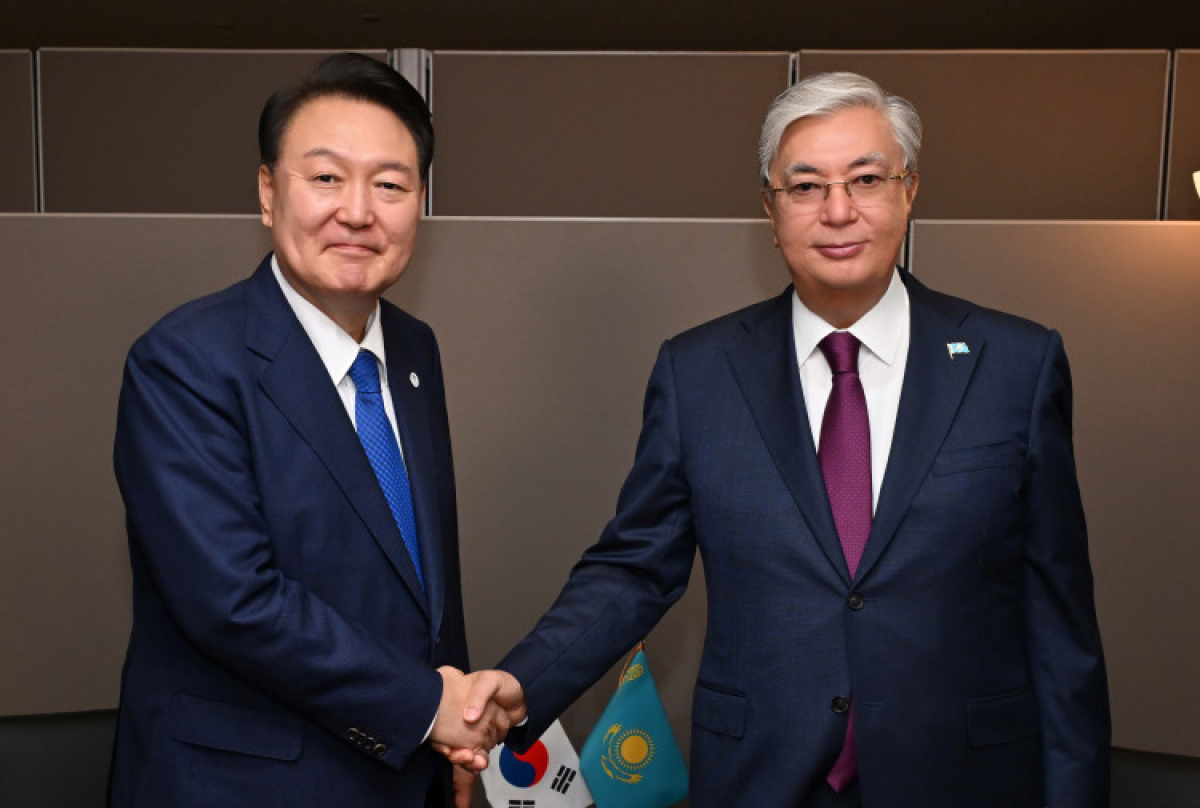 Токаев провёл переговоры с президентом Южной Кореи