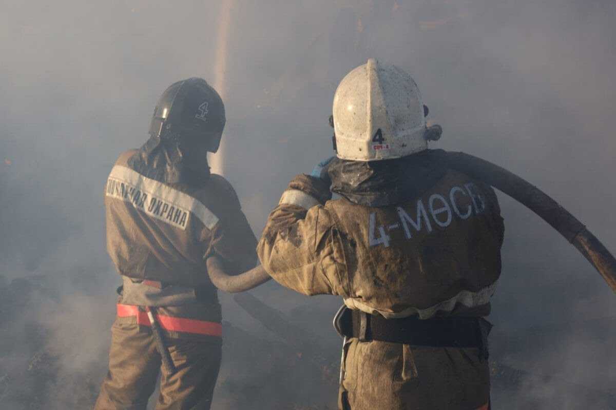 В Таразе произошёл пожар в школе: есть пострадавшие