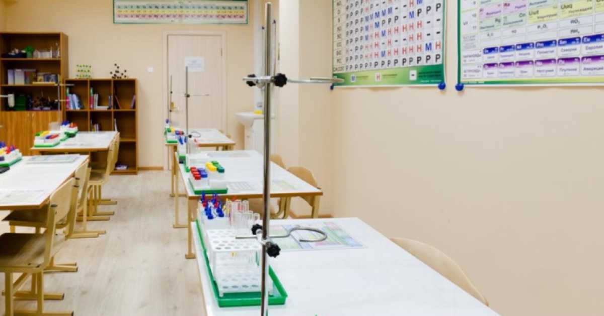 В школах Казахстана планируют открыть тысячу предметных кабинетов