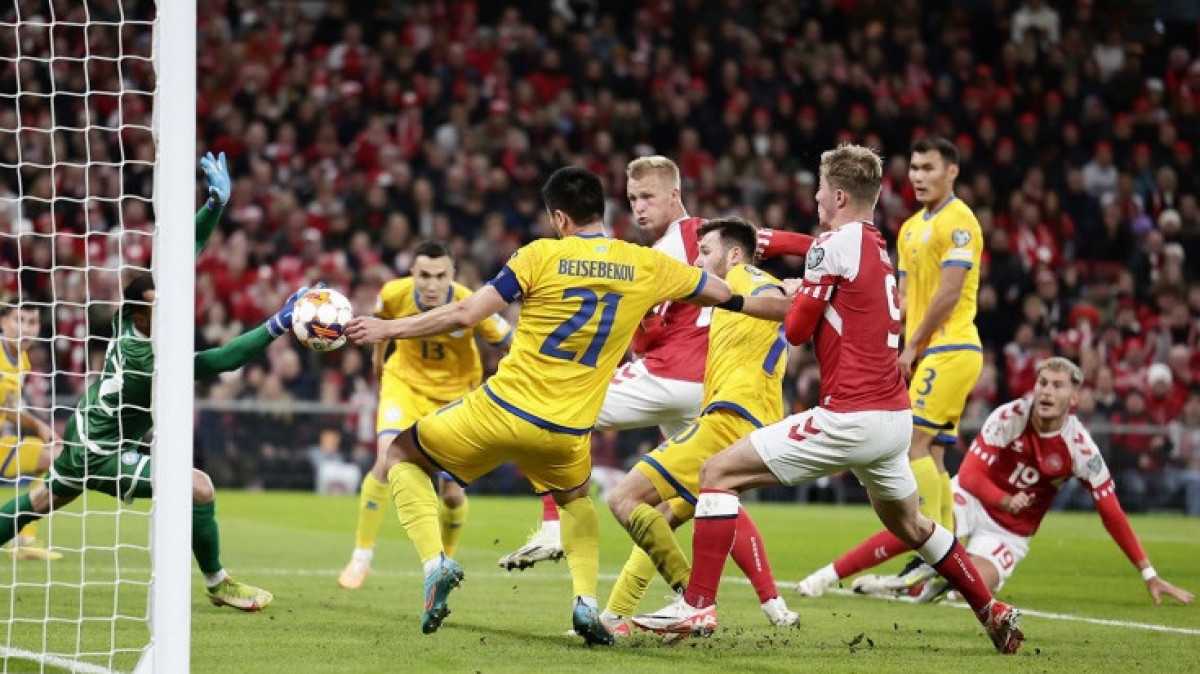 Сенсации не случилось: Казахстан проиграл Дании в матче отбора Евро-2024 по футболу