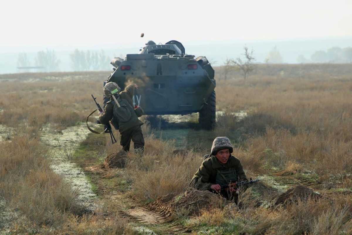 Молодое пополнение Десантно-штурмовых войск прошло обкатку бронетехникой