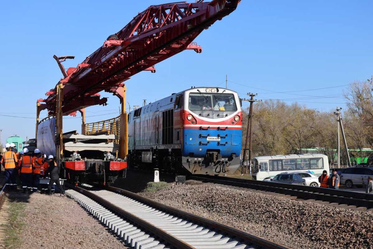 В Алматинской области началось строительство новой железной дороги в обход Алматы