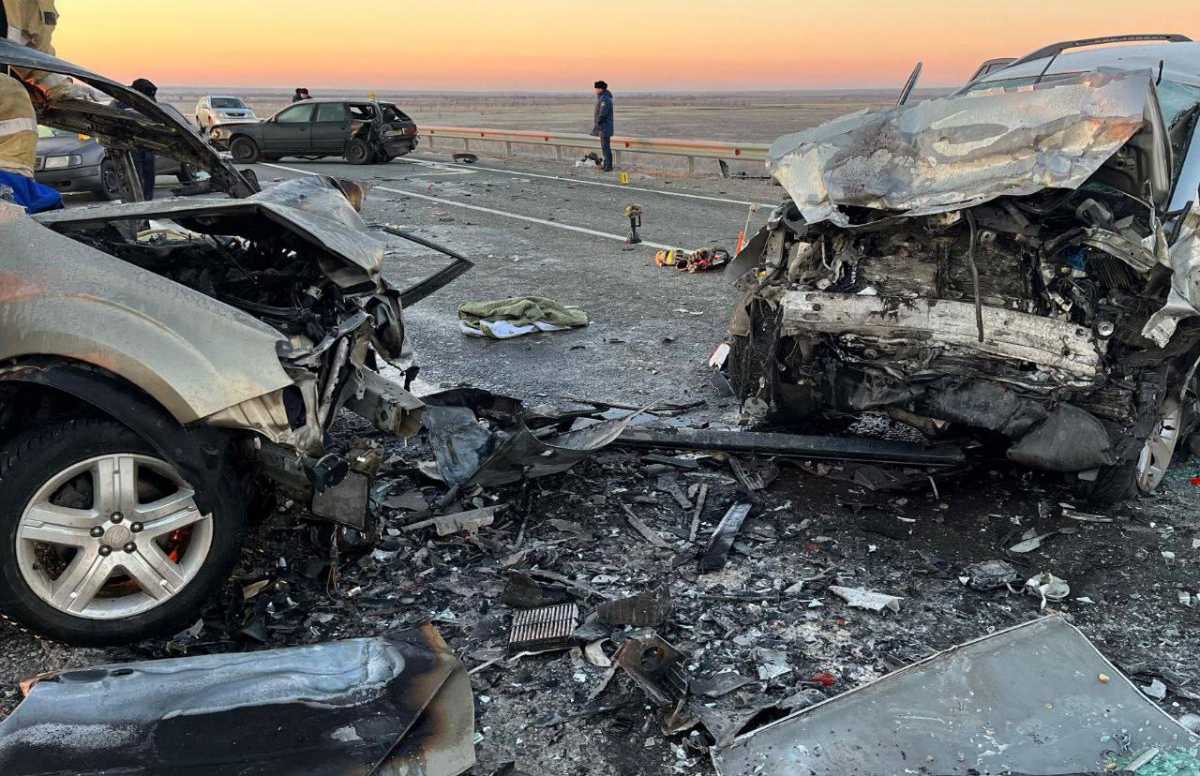 Трое человек погибли в жутком ДТП в Актюбинской области