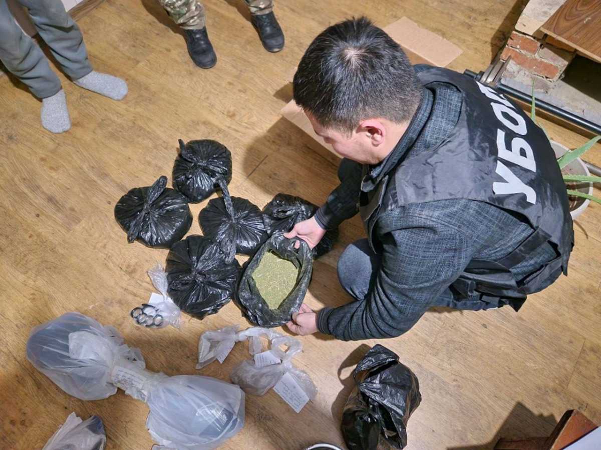 Около 6 кг марихуаны изъяли у жителя Жезказгана