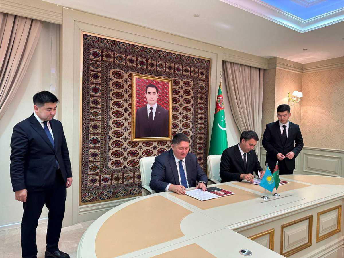 Казахстан и Туркменистан договорились развивать коридор «Китай – Казахстан – Туркменистан – Иран»
