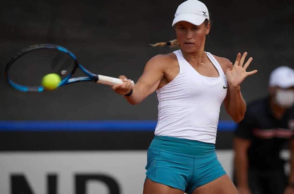 Казахстанская теннисистка Юлия Путинцева победила на турнире в Санкт-Петербурге