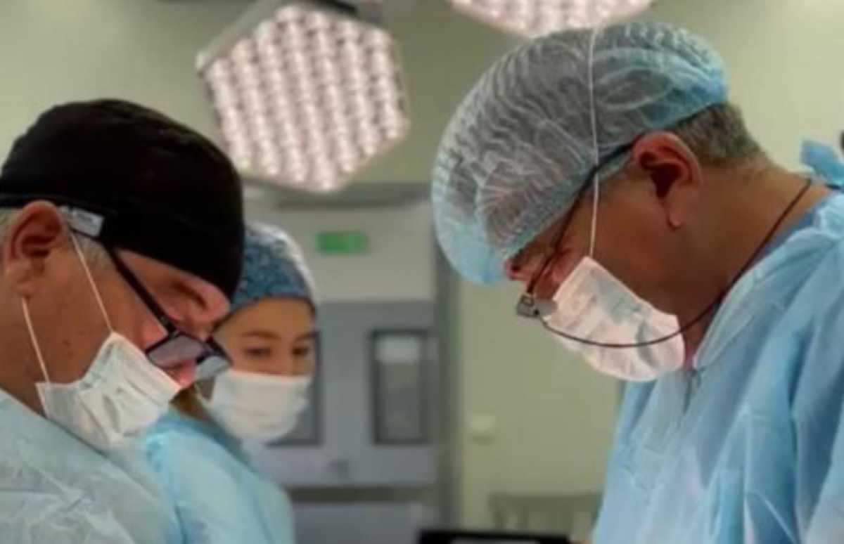В Алматы хирурги успешно провели операцию годовалому ребёнку с врождённой патологией