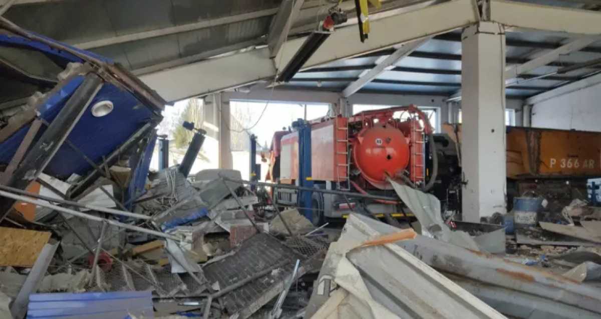 Найдено тело погибшего при обрушении здания в Костанае