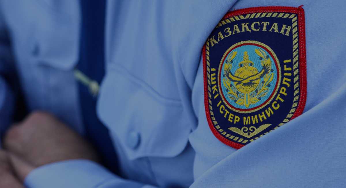 Полицейские изнасиловали 14-летнюю девочку в Алматы
