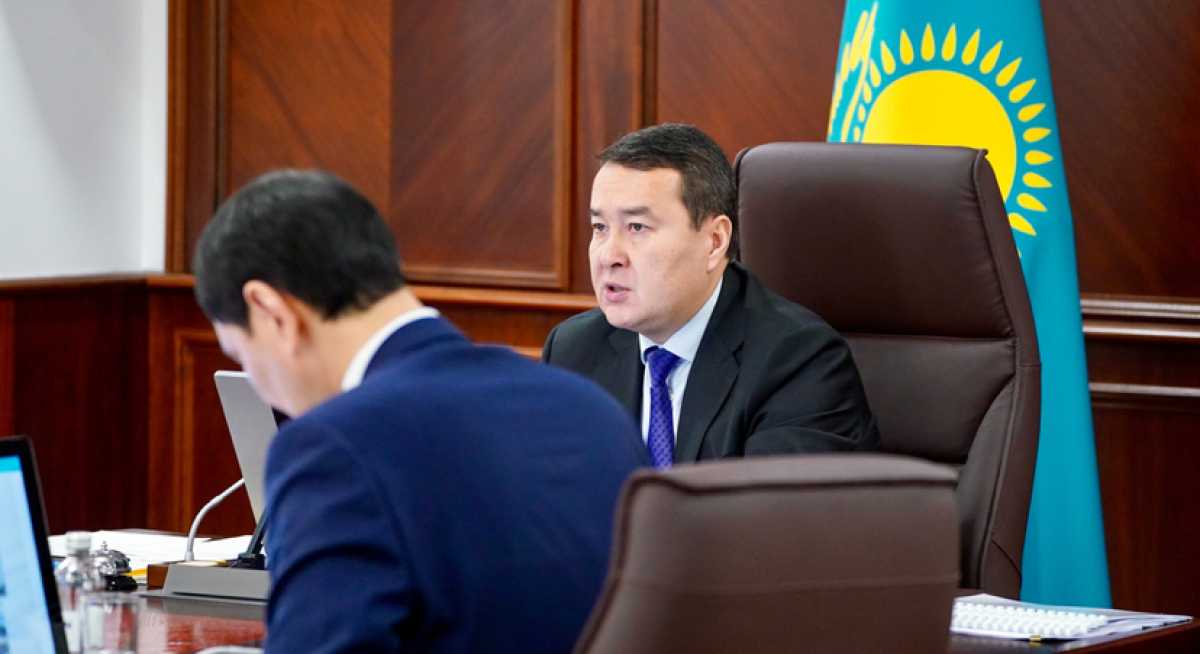 Государство будет и далее поддерживать молодых людей в их стремлении получить профессию учителя - Смаилов