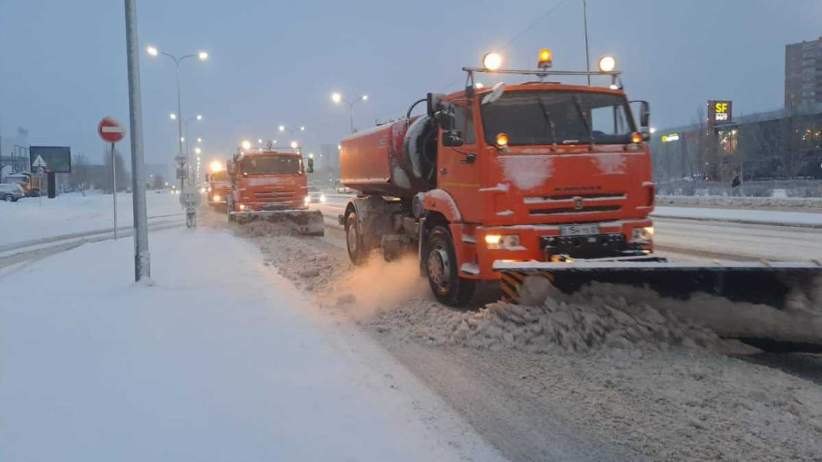 Более 2 тыс. грузовиков снега вывезено с улиц Астаны