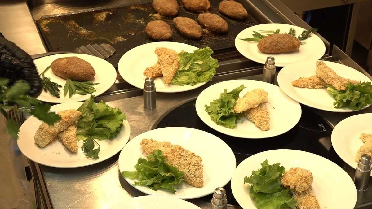 Новое меню: Школьников в Алматы решили кормить казахскими национальными блюдами