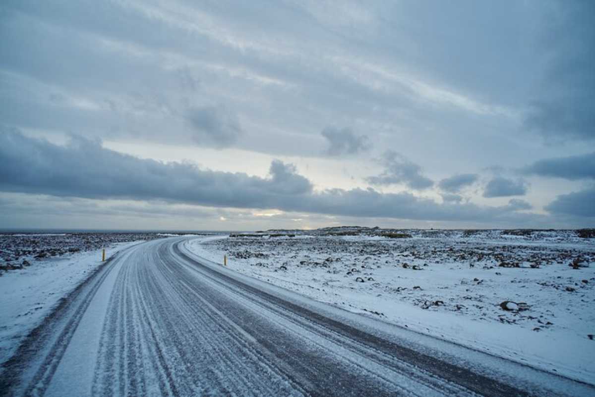 На 9 участках автодорог Казахстана ограничили движение