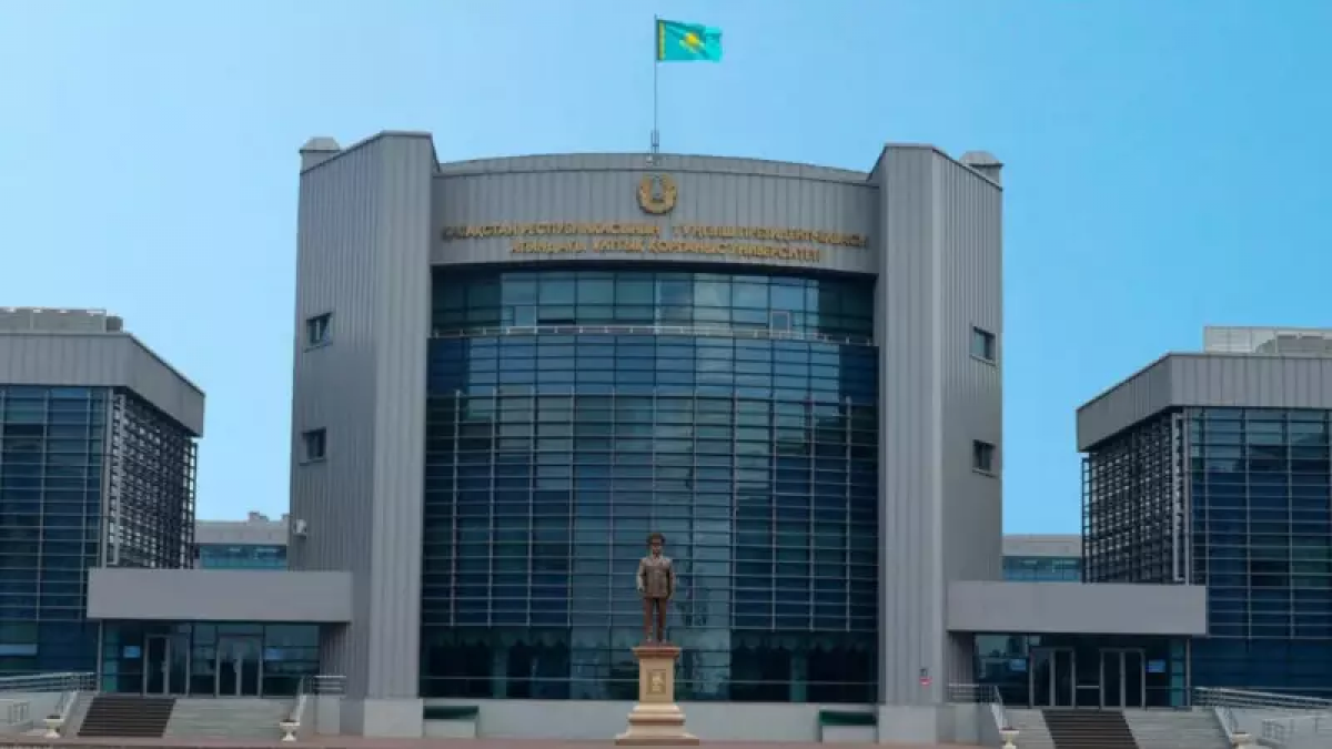 Почему демонтировали памятник Назарбаеву, объяснили в Минобороны РК