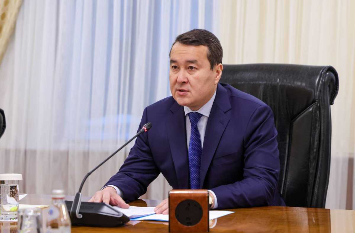 Смаилов встретился с региональным директором Всемирного банка по Центральной Азии