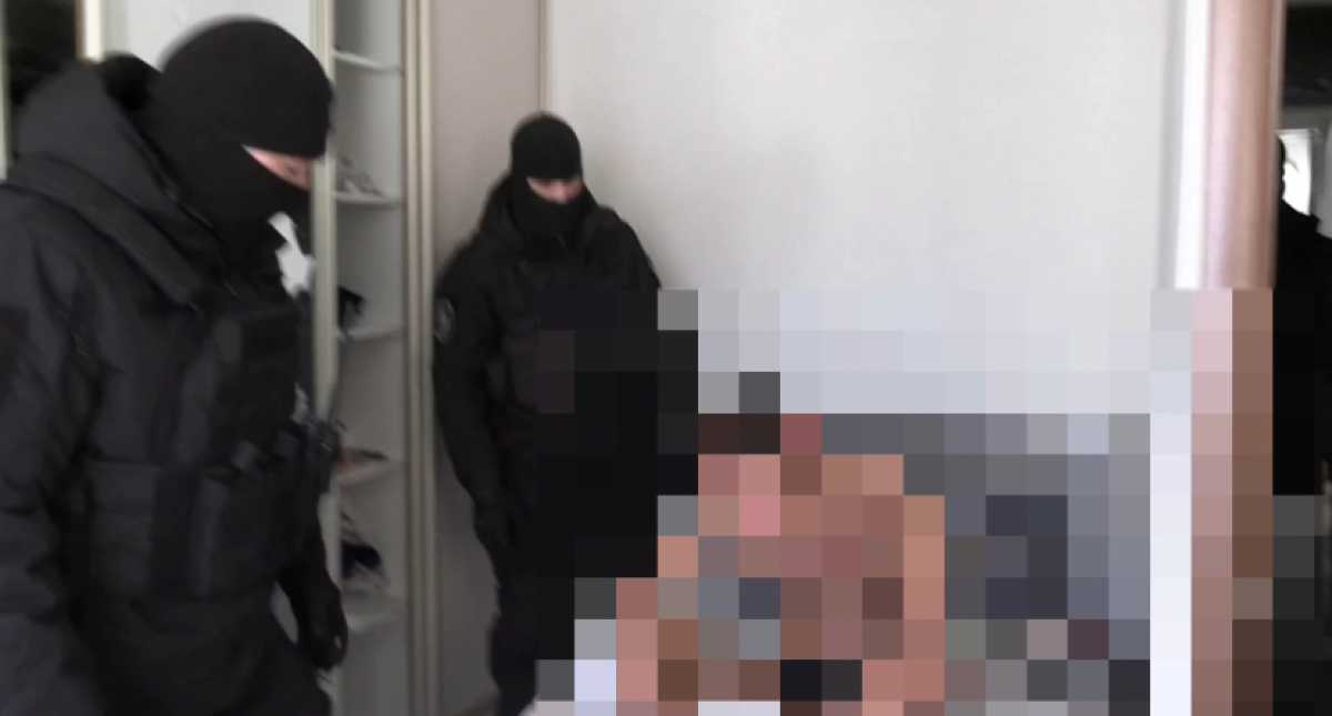 За вовлечение в проституцию задержали жителя Уральска