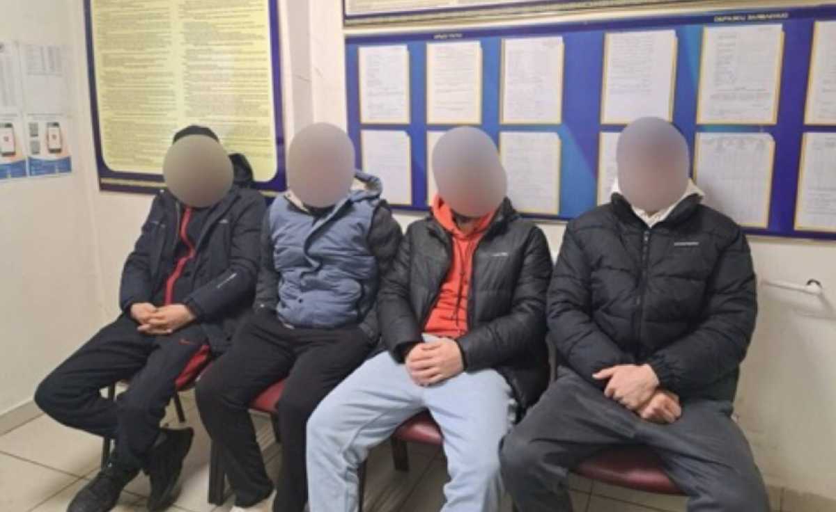 Четверых иностранцев выдворили из страны в Павлодарской области