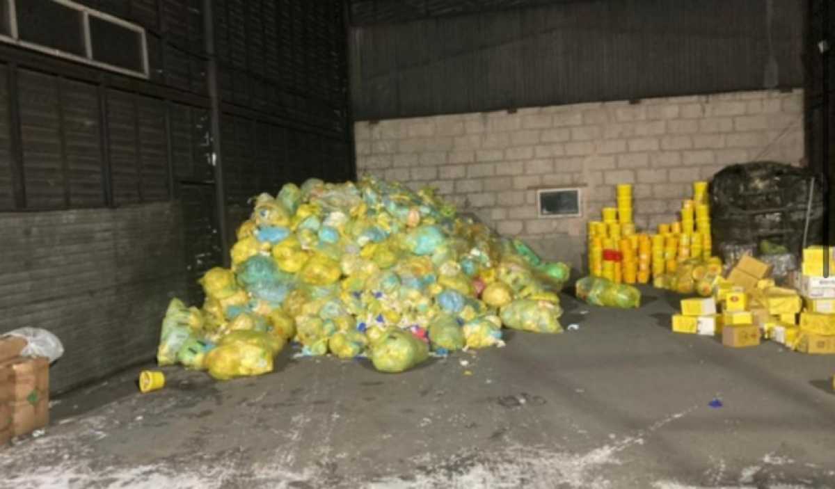Нелегальный склад опасных медицинских отходов обнаружили в Костанае