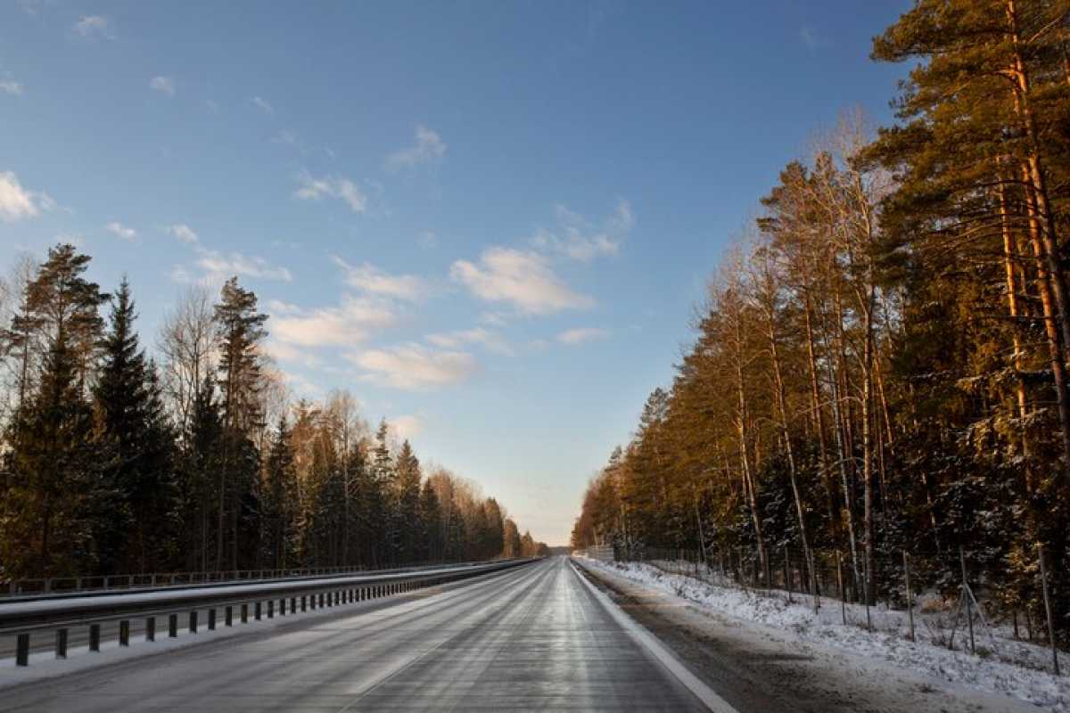 На четырёх участках автодорог Казахстана ограничили движение