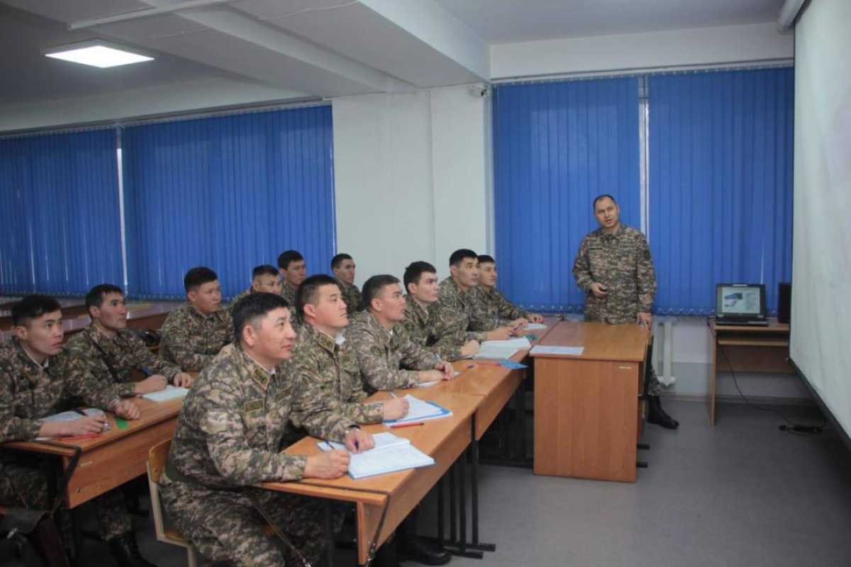 В Вооруженных силах Казахстана внедрен новый курс подготовки