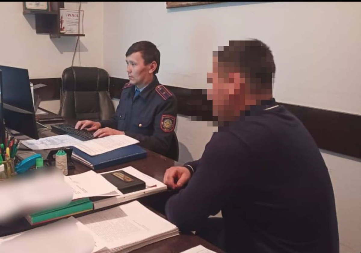 Продавец магазина техники оформил кредиты на жителей Туркестанской области