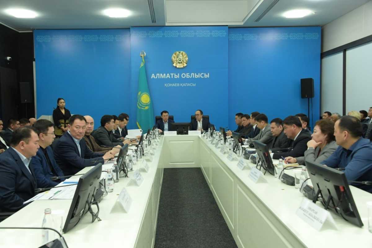 Министр транспорта провел встречу с населением Алматинской области