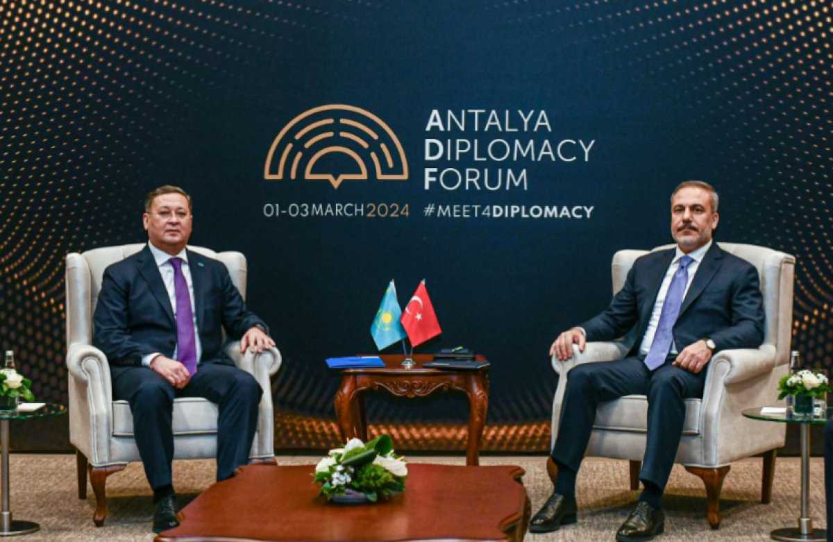 Главы МИД Казахстана и Турции обсудили перспективы двустороннего сотрудничества