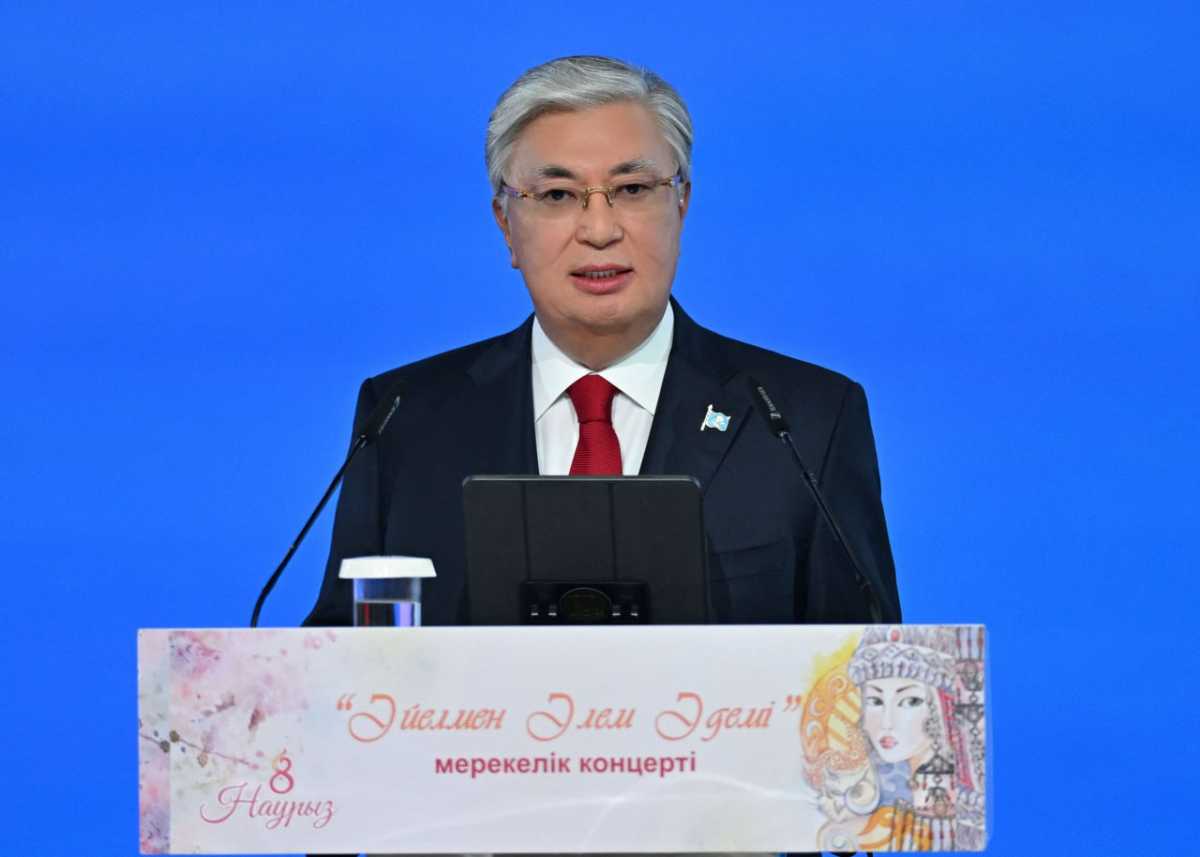 Токаев поздравил казахстанских женщин с 8 марта