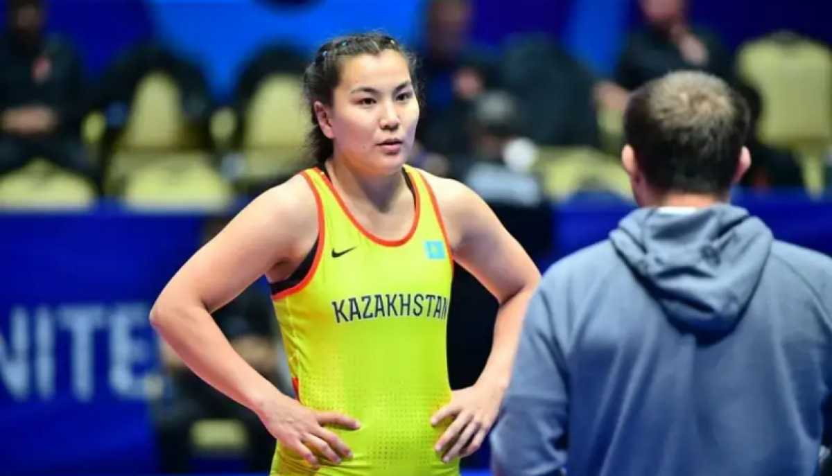 Казахстанки завоевали две медали на турнире по женской борьбе в Турции