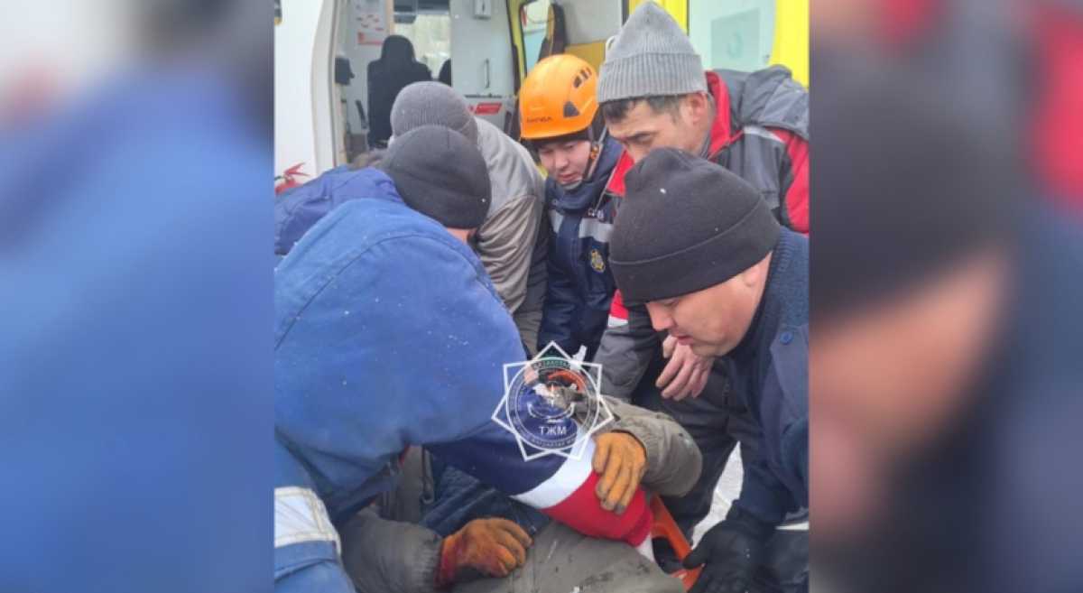 Мужчина упал в шахту лифта в Актюбинской области