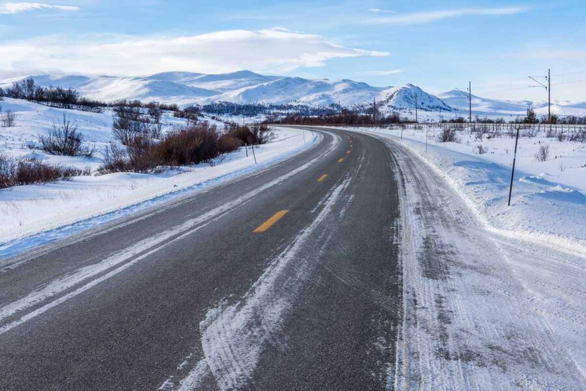 Как обстоит ситуация на трассах Казахстана, рассказали дорожники