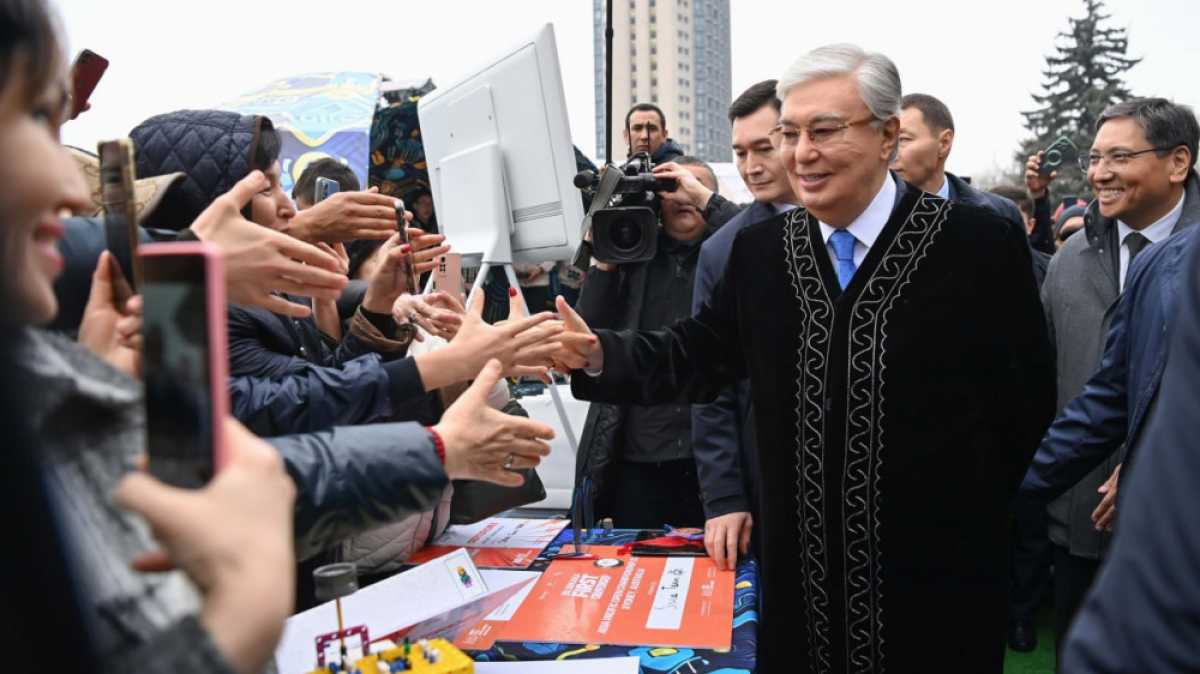 Токаев посетил фестиваль 
