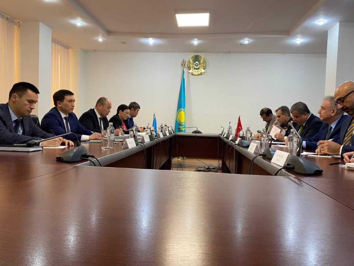 Канат Шарлапаев провел встречу с Турецкой Делегацией
