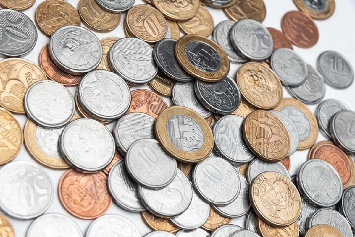 На покупке редких экземпляров монет обманулся житель Астаны