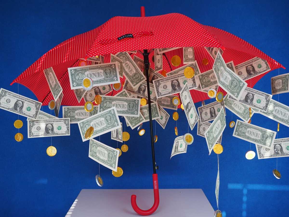 «Обрушится денежный дождь»: названы знаки Зодиака, которых ждет небывалый финансовый успех уже 8 апреля
