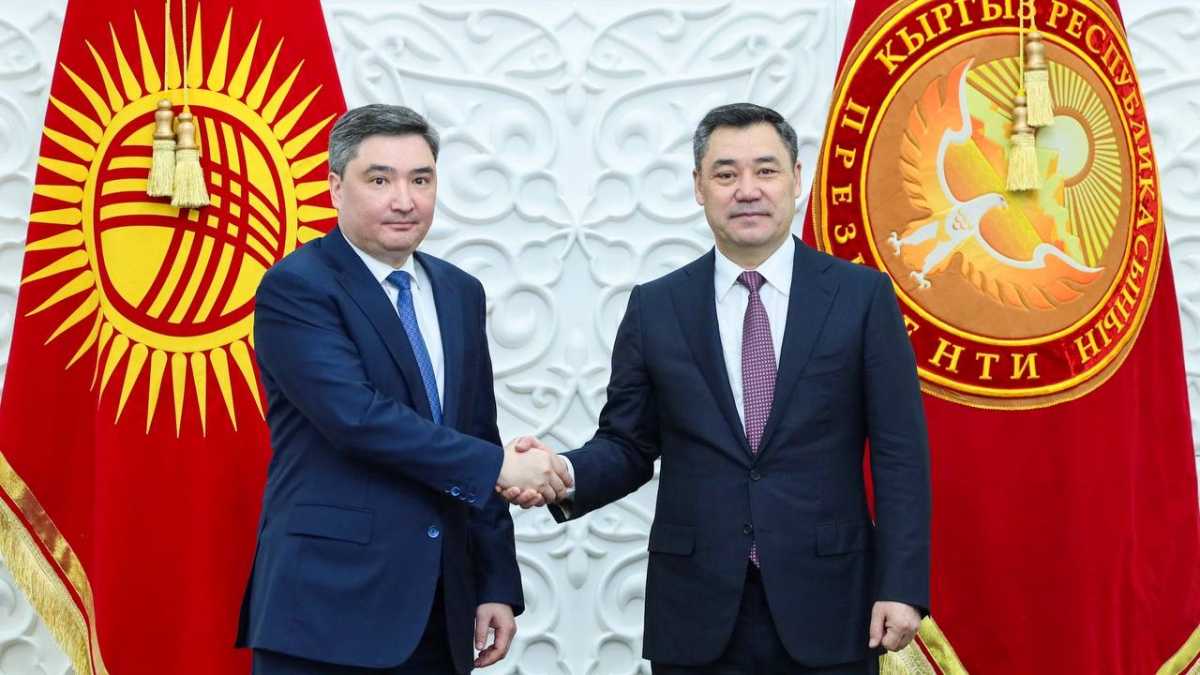 Олжас Бектенов с рабочим визитом посетил Бишкек