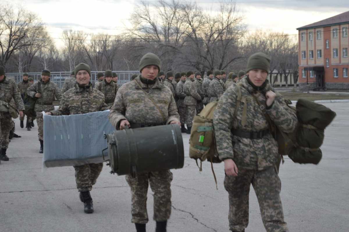Свыше 500 военнослужащих направляются для борьбы с паводками в регионах Казахстана
