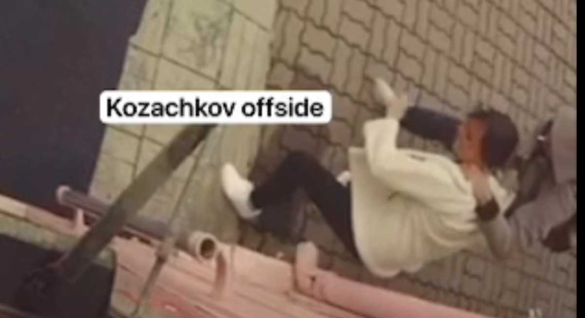 Нападение на женщину попало на видео в Алматы