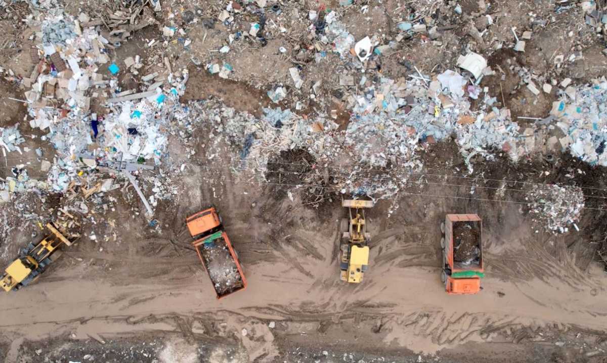 Таза Қазақстан: 29 тысяч тонн мусора вывезли с несанкционированных свалок в Астане