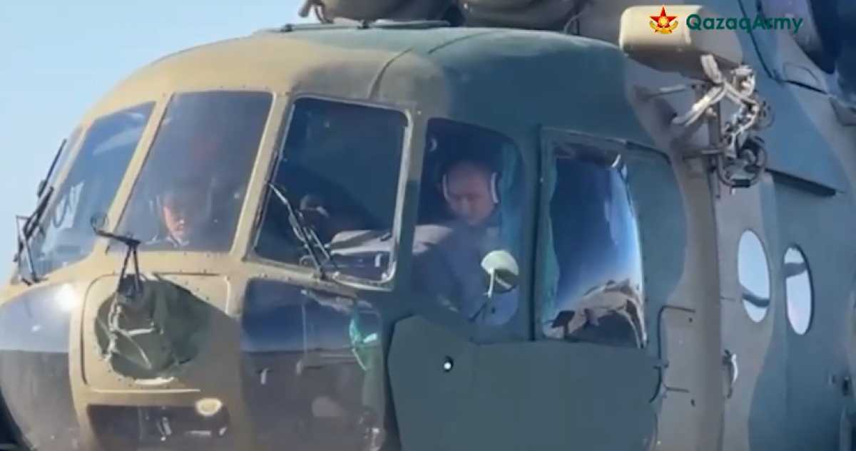 Лётчики спасли людей, находившихся на вышке в Актюбинской области