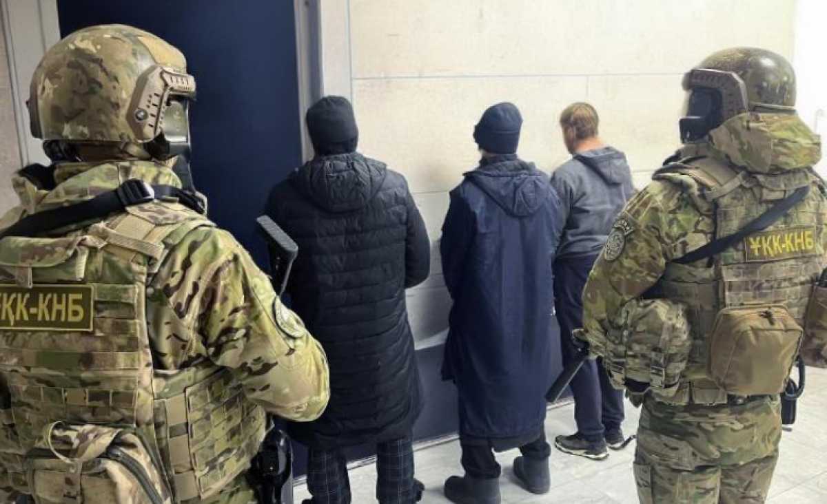 Семерых казахстанцев осудили за пропаганду терроризма