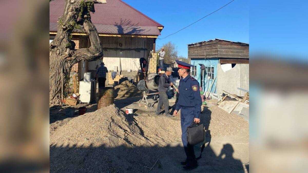 11 иностранцев незаконно работали на стройке в ВКО