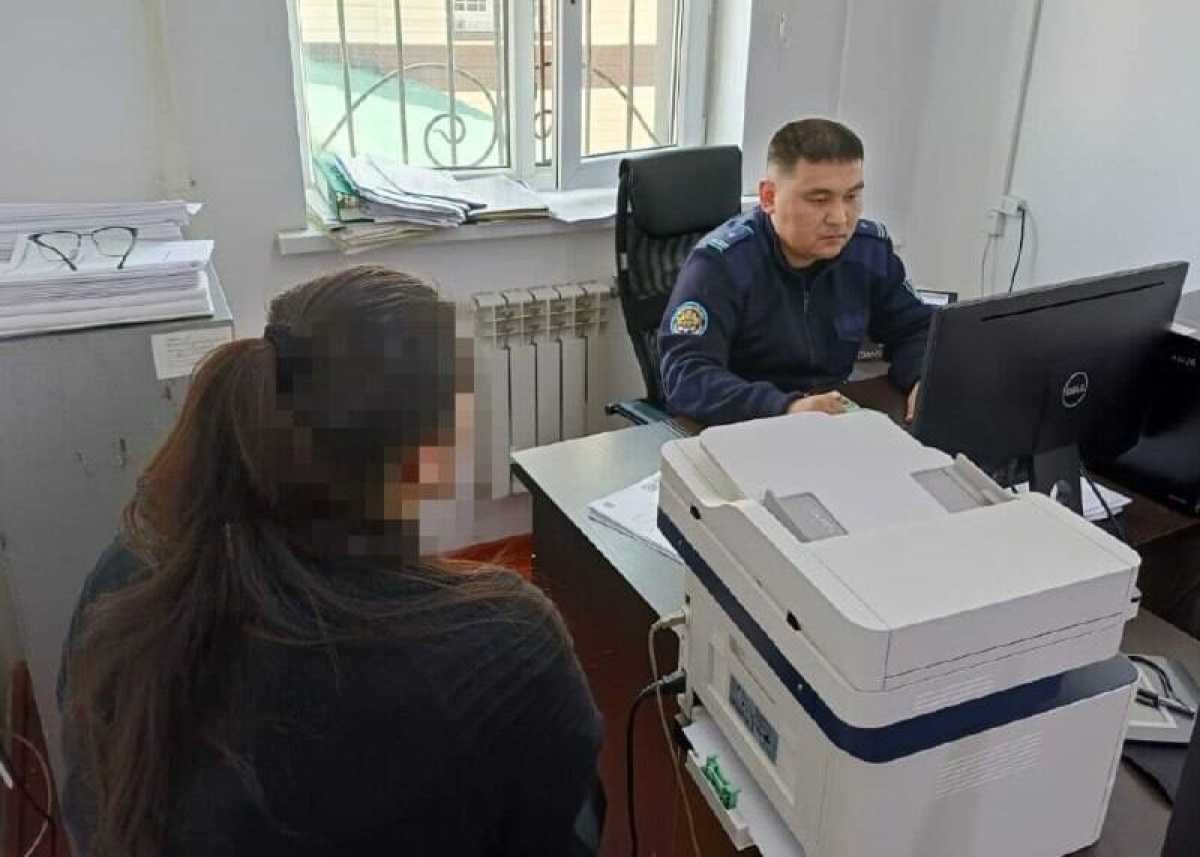 Мошенница «помогала» оформить инвалидность и поставить в очередь на жильё в Туркестанской области