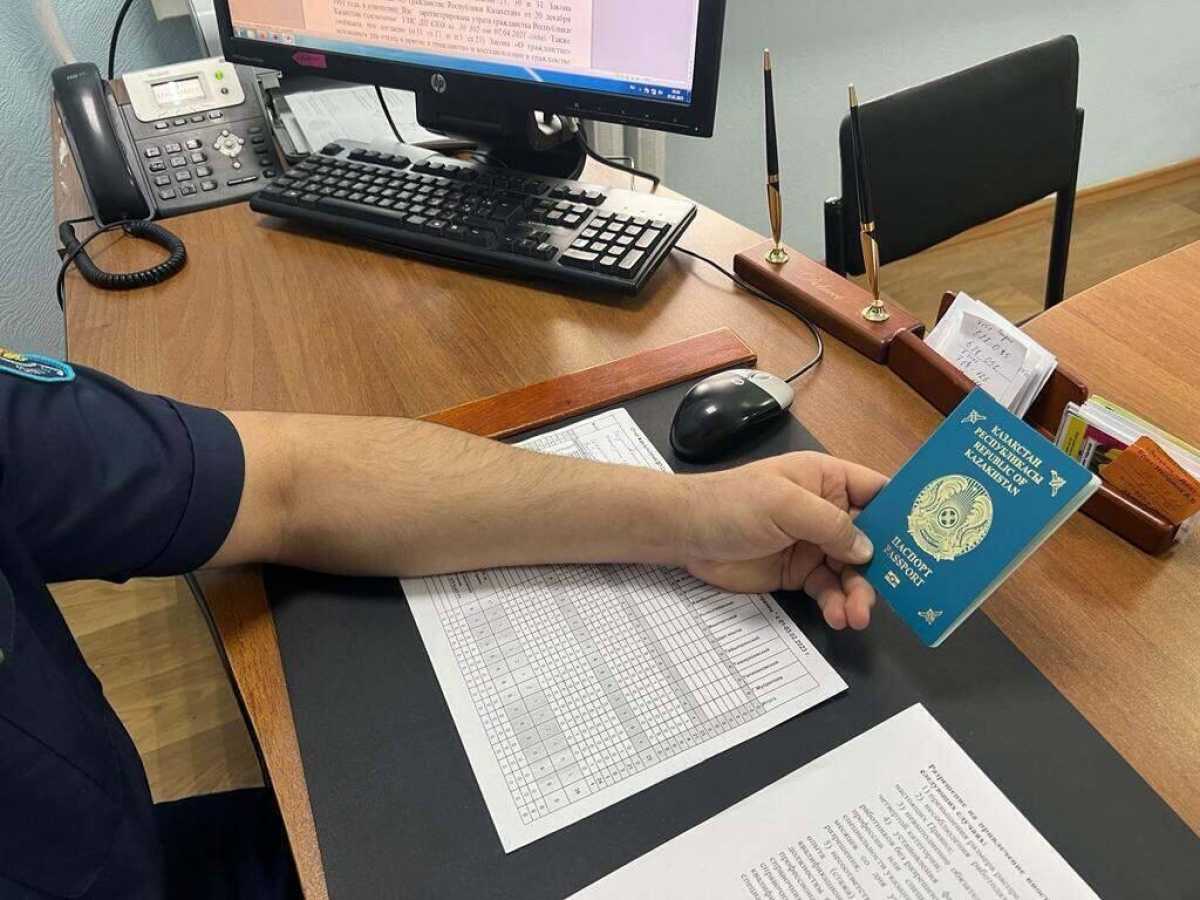 За двойное гражданство наказали жителя Павлодарской области