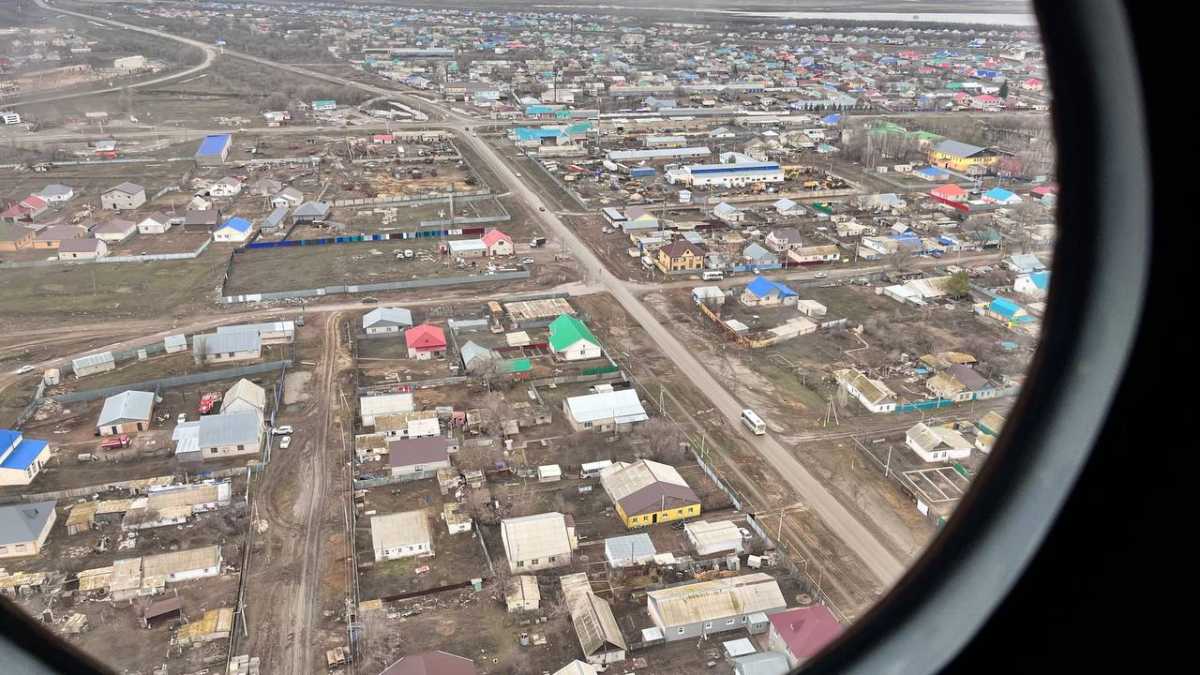 Паводки в Казахстане: сколько человек вернусь в свои дома