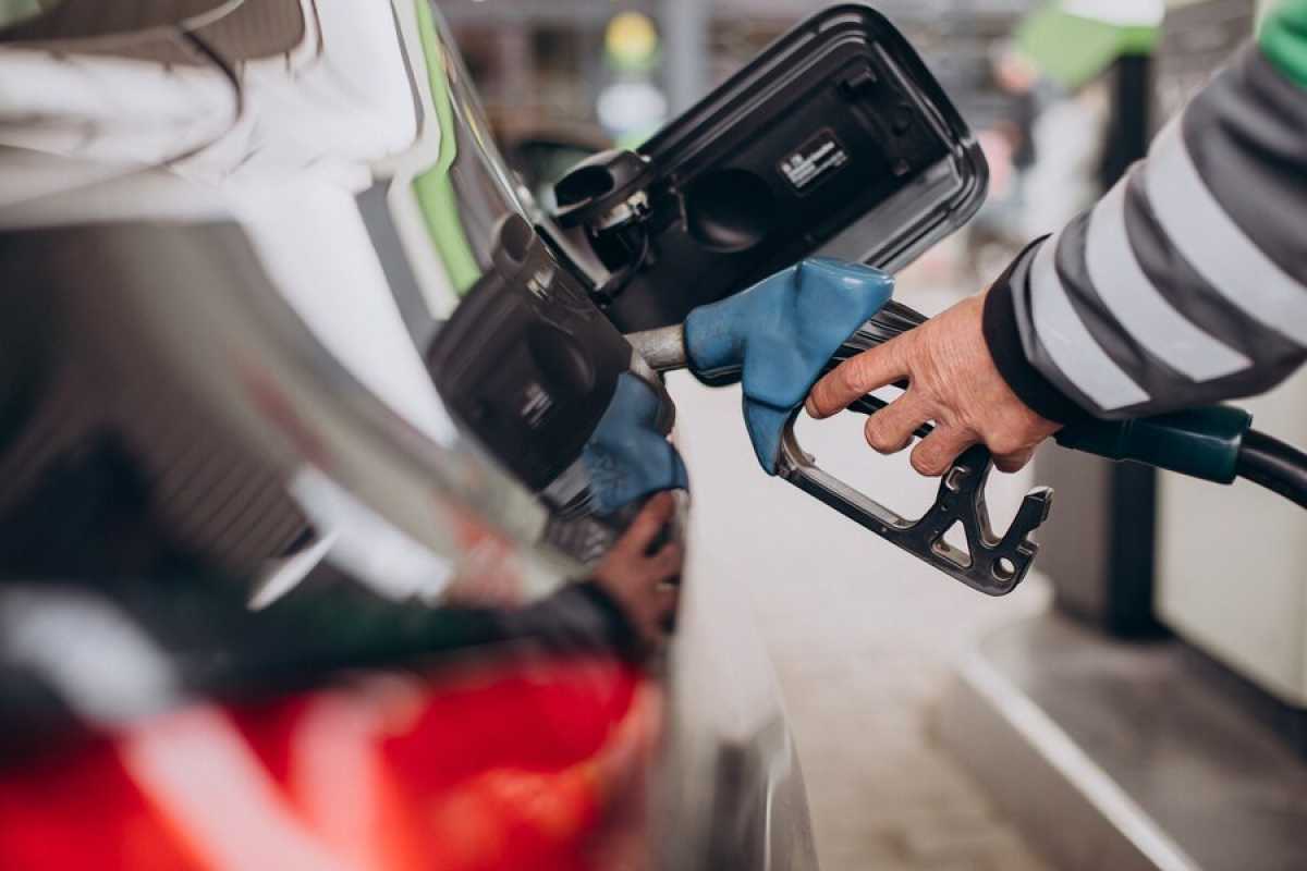 Новые цены на бензин и дизтопливо для иностранцев установили в Казахстане
