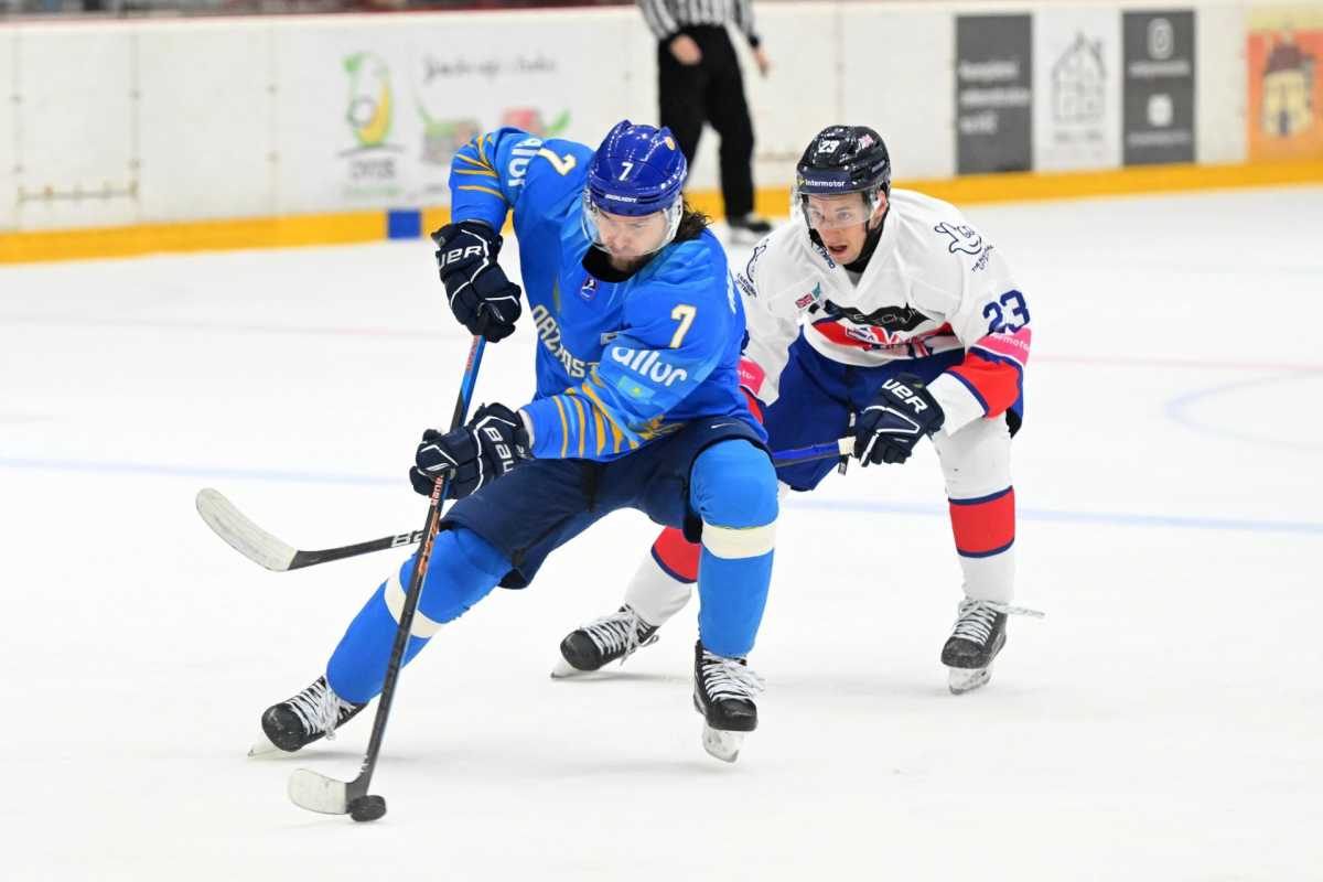 Казахстан в преддверии чемпионата мира по хоккею обыграл Великобританию